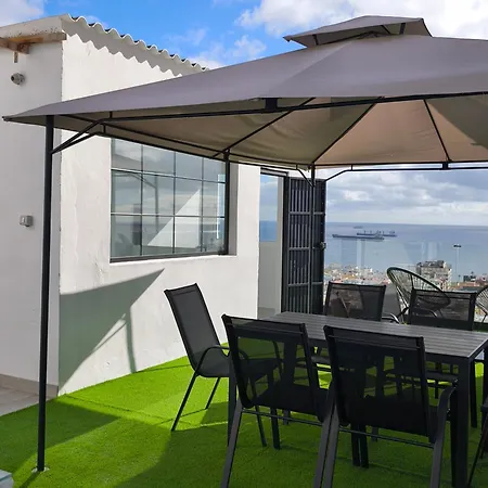 Urban Ocean Lookout Holiday home