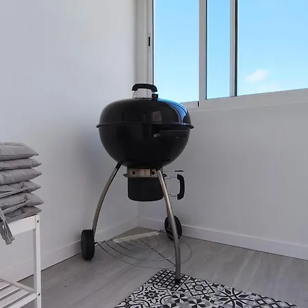 בית נופש Urban Ocean Lookout *