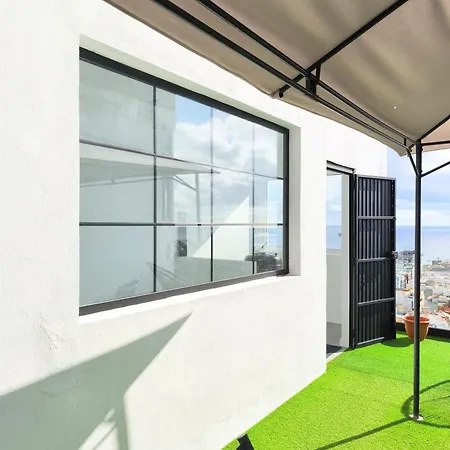 Urban Ocean Lookout בית נופש *