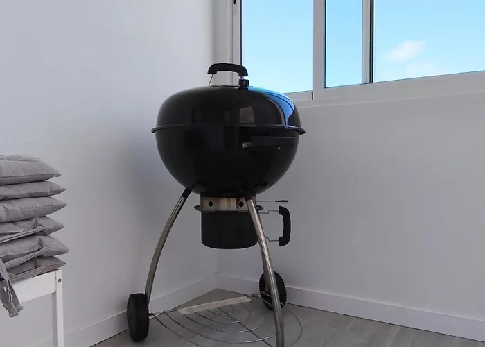 בית נופש Urban Ocean Lookout *